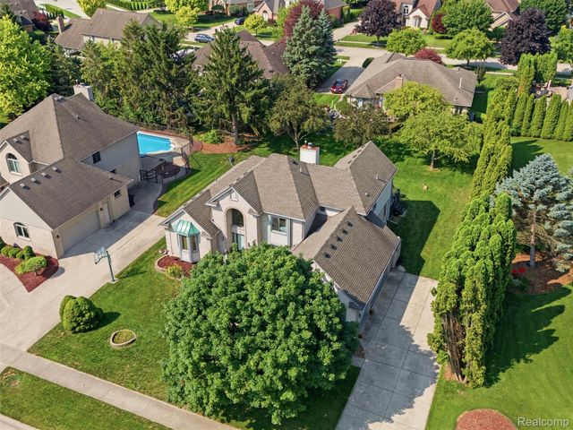 48507 Montelepre Drive, Shelby Charter Township, MI 48315