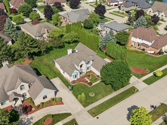 48507 Montelepre Drive, Shelby Charter Township, MI 48315