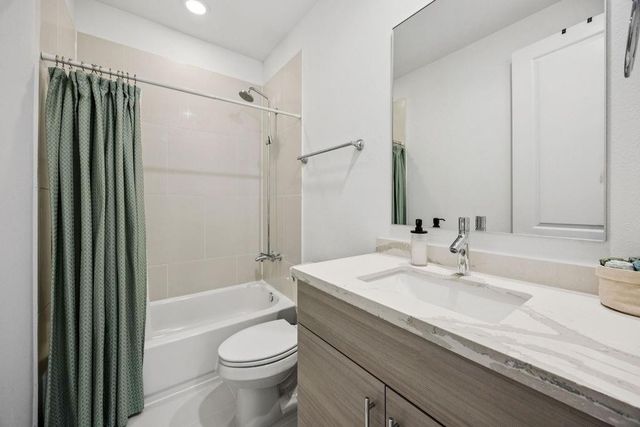 808 Cage Street, Houston, TX 77020