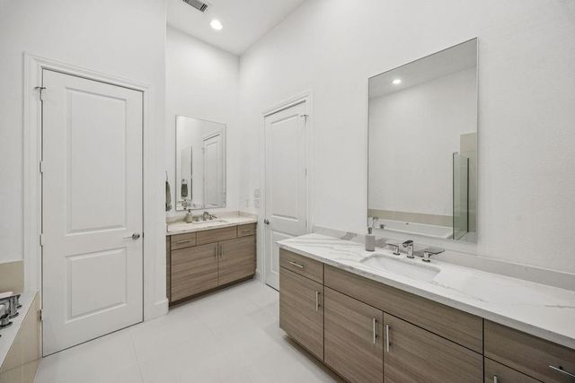 808 Cage Street, Houston, TX 77020