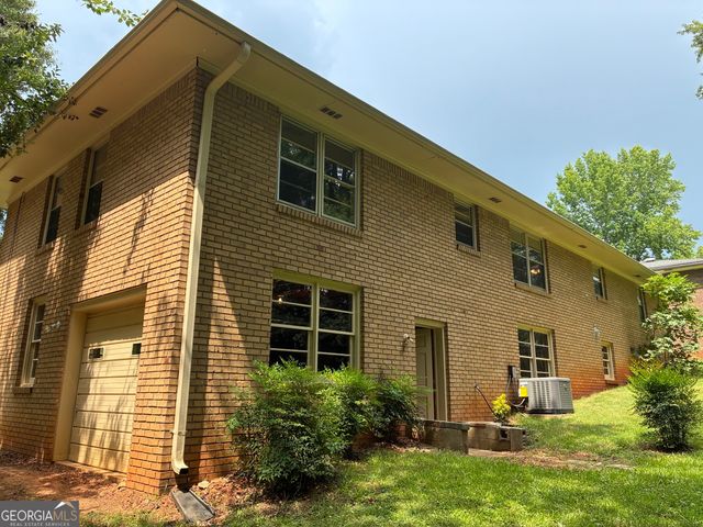 6135 Queens Road, Douglasville, GA 30135