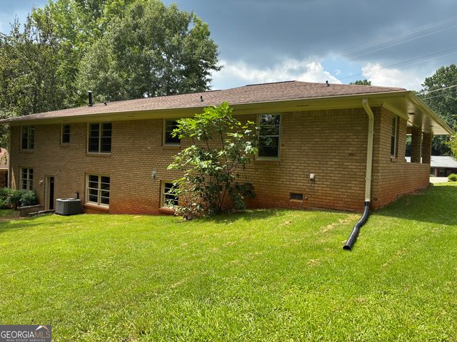6135 Queens Road, Douglasville, GA 30135