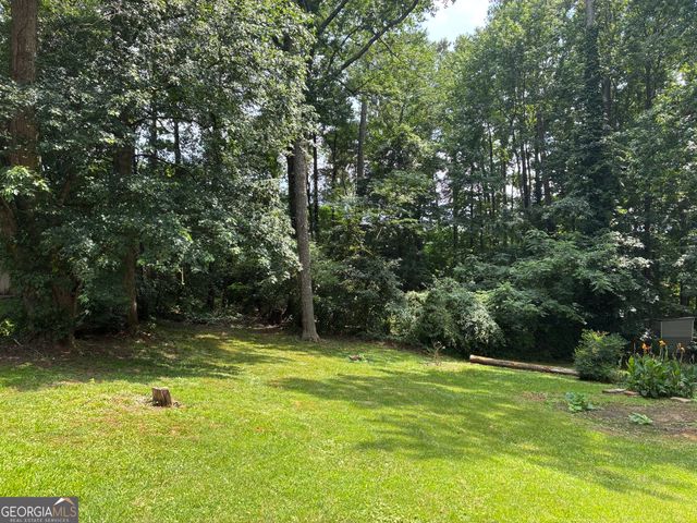 6135 Queens Road, Douglasville, GA 30135