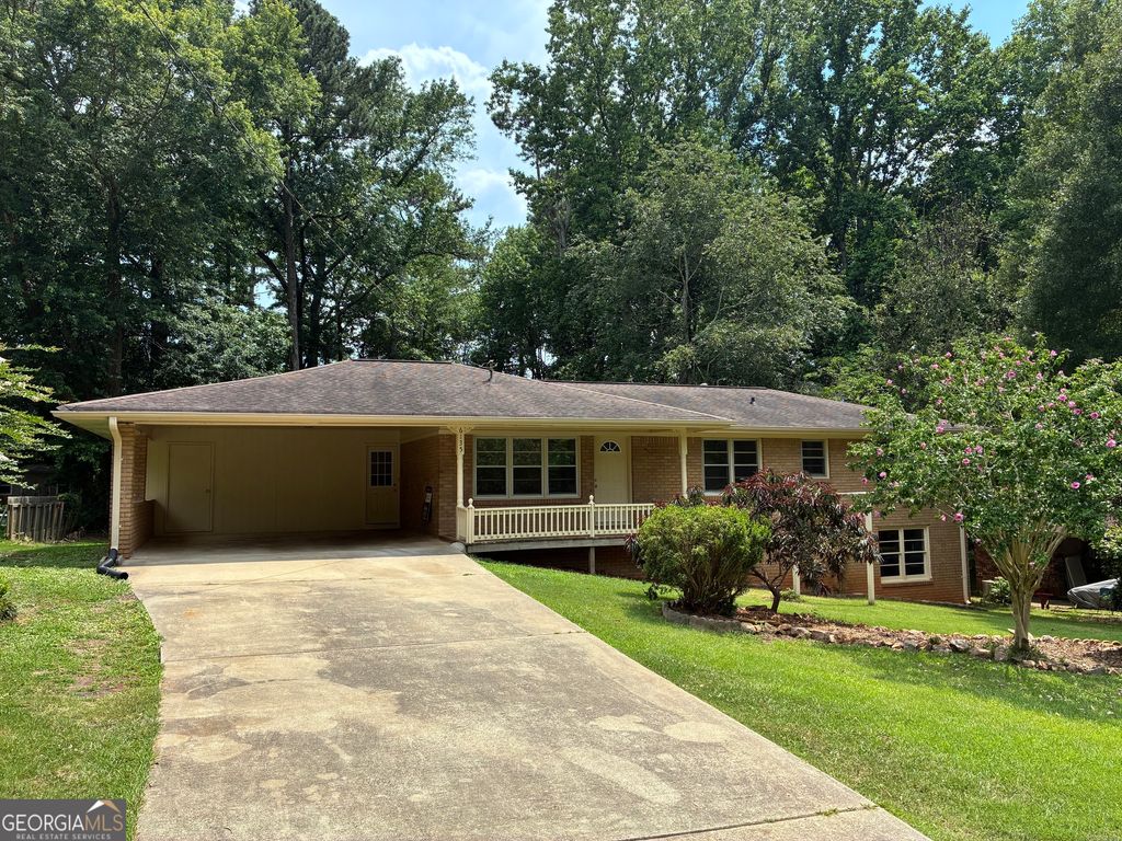 6135 Queens Road, Douglasville, GA 30135