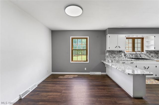 10393 Rapp Road, New Middletown, OH 44442