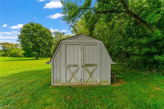 10393 Rapp Road, New Middletown, OH 44442