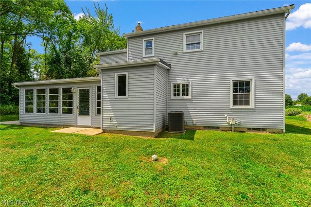 10393 Rapp Road, New Middletown, OH 44442