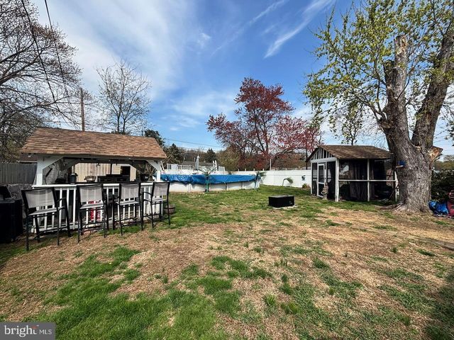 1047 HARRISON ST, Bristol, PA 19007