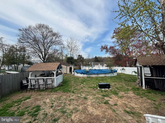 1047 HARRISON ST, Bristol, PA 19007