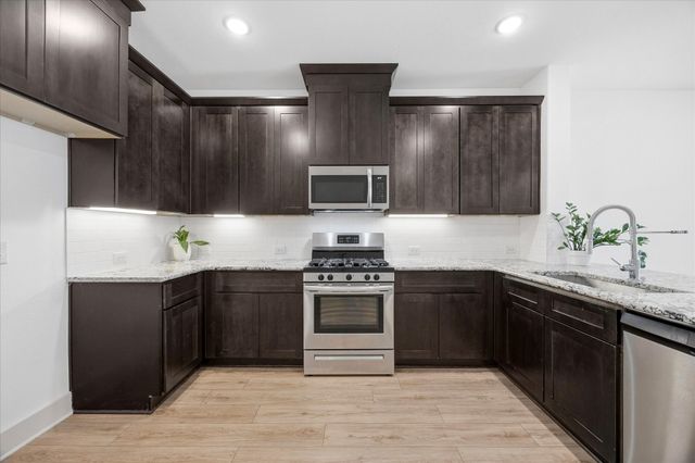 818 Trace Hawk Lane, Arlington, TX 76005