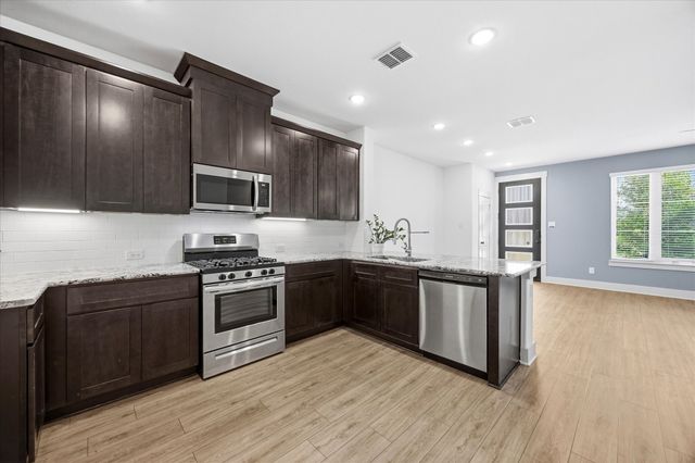 818 Trace Hawk Lane, Arlington, TX 76005