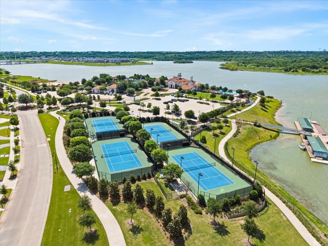 818 Trace Hawk Lane, Arlington, TX 76005