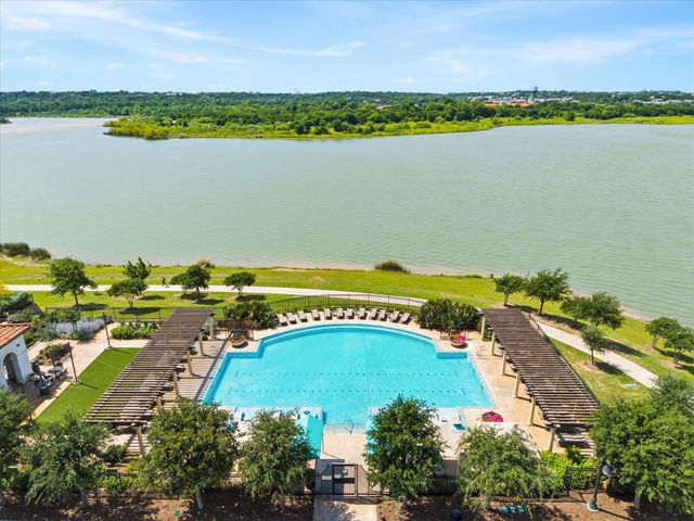 818 Trace Hawk Lane, Arlington, TX 76005