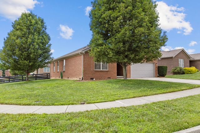 124 Bryants Trail, Berea, KY 40403