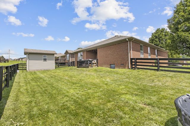 124 Bryants Trail, Berea, KY 40403