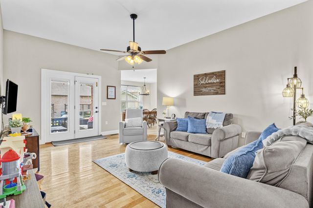 124 Bryants Trail, Berea, KY 40403