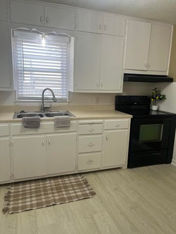2312 N 1st Street, Tahoka, TX 79373