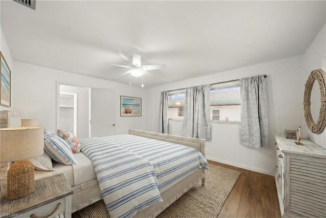 5146 Glade CT, Cape Coral, FL 33904