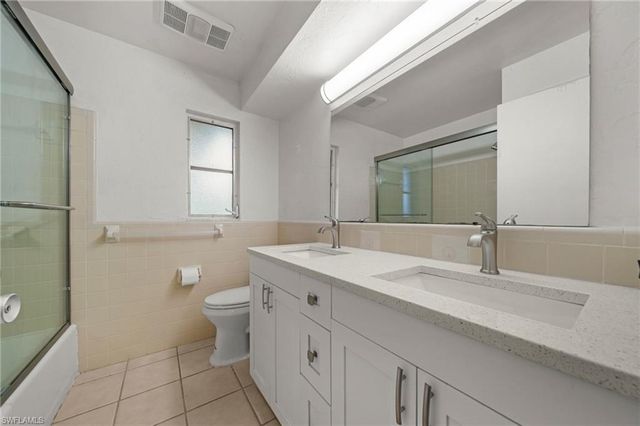 5146 Glade CT, Cape Coral, FL 33904