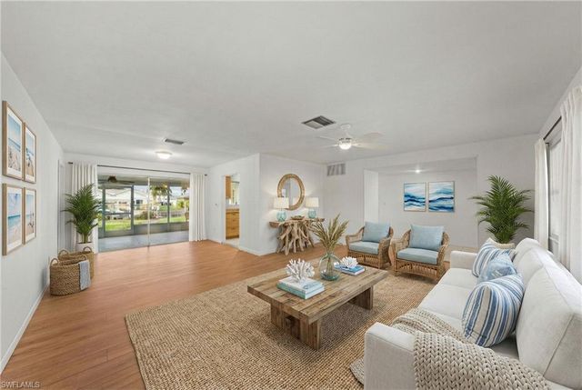 5146 Glade CT, Cape Coral, FL 33904