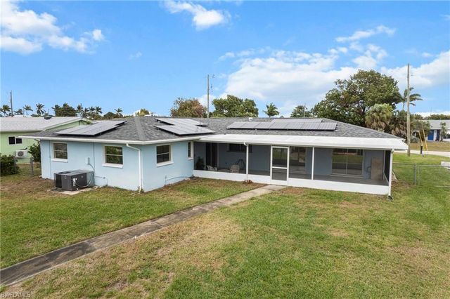 5146 Glade CT, Cape Coral, FL 33904