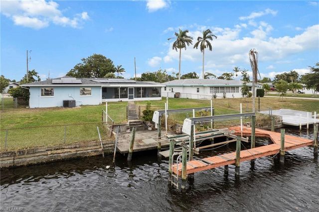 5146 Glade CT, Cape Coral, FL 33904