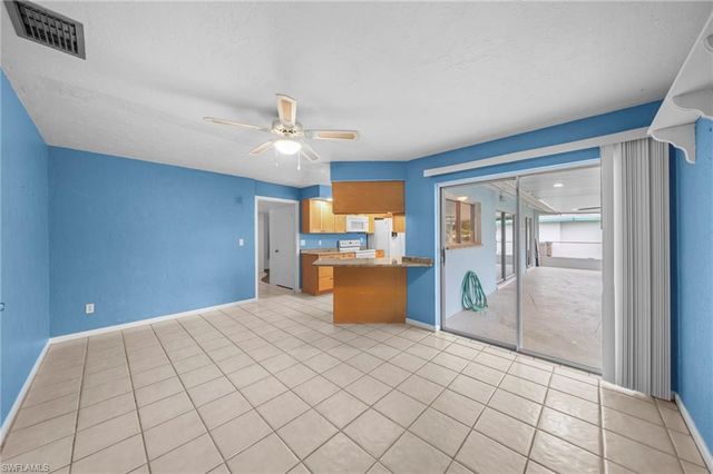 5146 Glade CT, Cape Coral, FL 33904