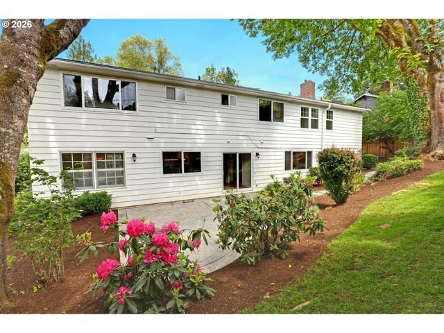 6730 Sw PRESLYNN Dr, Portland, OR 97225