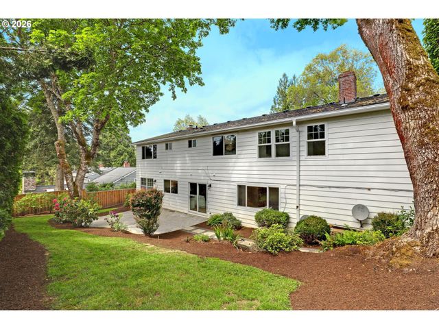 6730 Sw PRESLYNN Dr, Portland, OR 97225