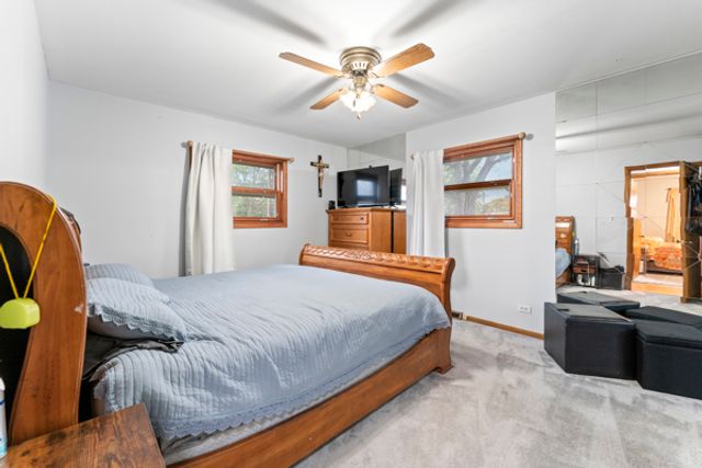 1895 Birch Street, Des Plaines, IL 60018