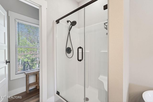 1156 Sunset Ridge Drive, Crossville, TN 38571