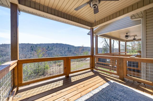 1156 Sunset Ridge Drive, Crossville, TN 38571