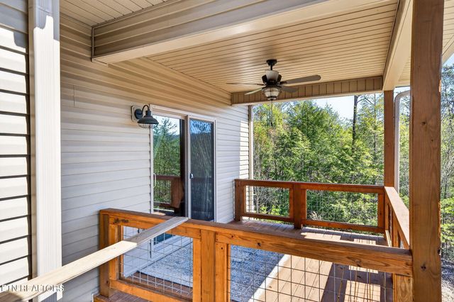 1156 Sunset Ridge Drive, Crossville, TN 38571