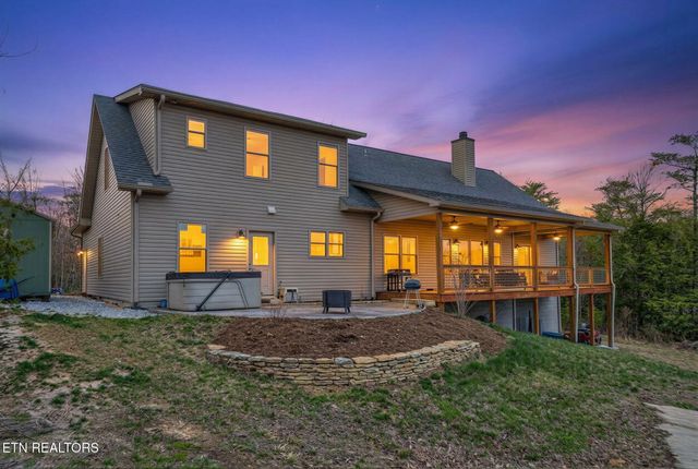 1156 Sunset Ridge Drive, Crossville, TN 38571