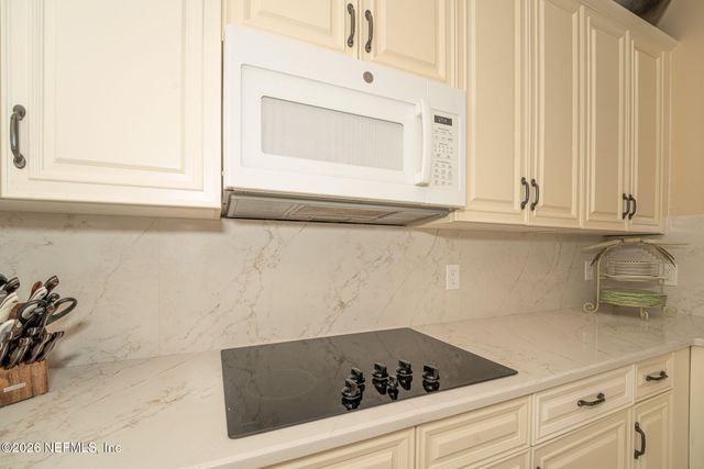 13175 WEXFORD HOLLOW Road N, Jacksonville, FL 32224