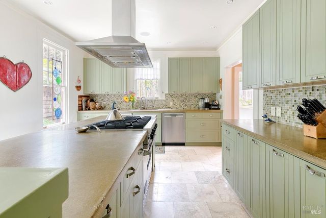 12847 Sir Francis Drake Blvd, Inverness, CA 94937