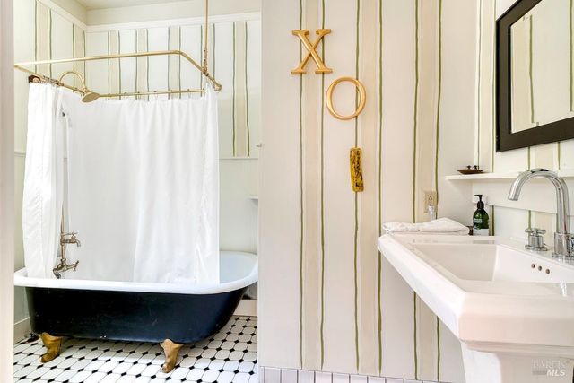 12847 Sir Francis Drake Blvd, Inverness, CA 94937