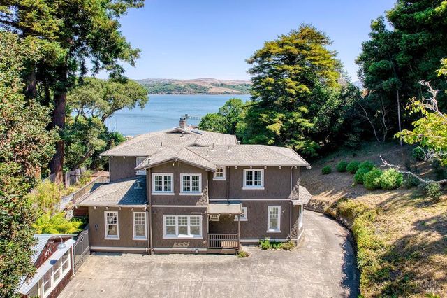 12847 Sir Francis Drake Blvd, Inverness, CA 94937