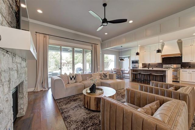 5317 Gateway Bridge Court, Edmond, OK 73034