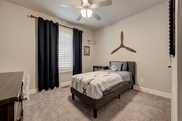 5317 Gateway Bridge Court, Edmond, OK 73034