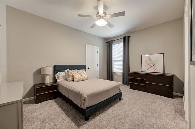 5317 Gateway Bridge Court, Edmond, OK 73034