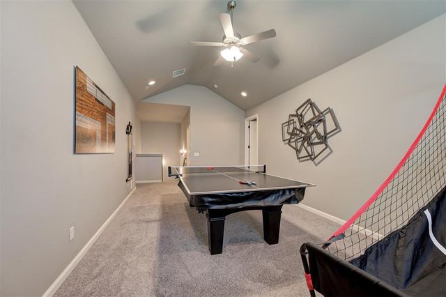 5317 Gateway Bridge Court, Edmond, OK 73034