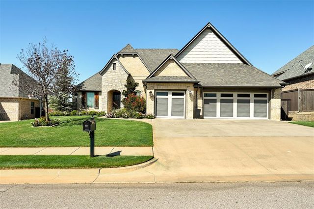 5317 Gateway Bridge Court, Edmond, OK 73034