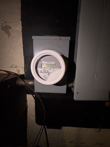 137 Appleton St, Springfield, MA 01108