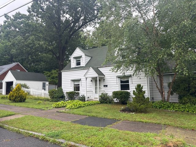 137 Appleton St, Springfield, MA 01108