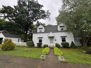 137 Appleton St, Springfield, MA 01108