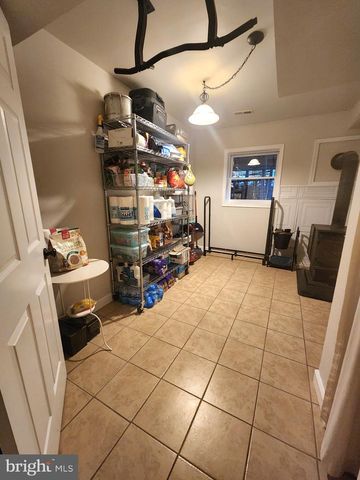 14464 LIPSCOMB HILL LN, Milford, VA 22514