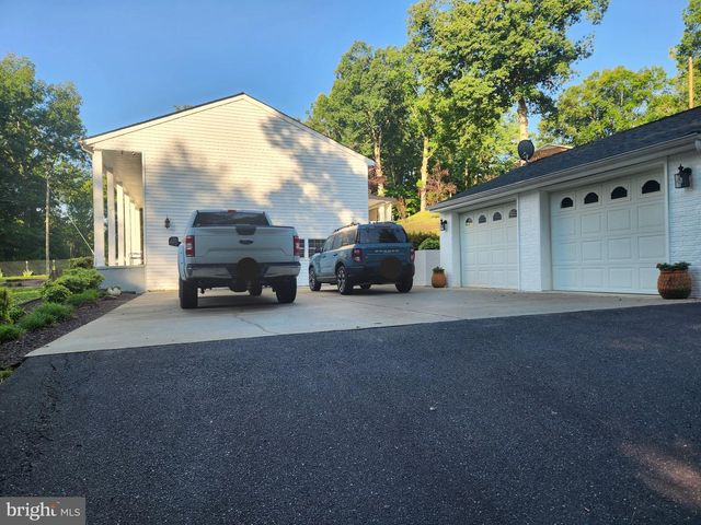 14464 LIPSCOMB HILL LN, Milford, VA 22514