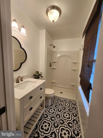 14464 LIPSCOMB HILL LN, Milford, VA 22514