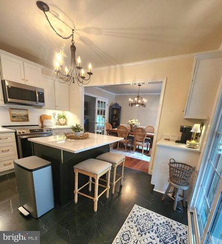 14464 LIPSCOMB HILL LN, Milford, VA 22514